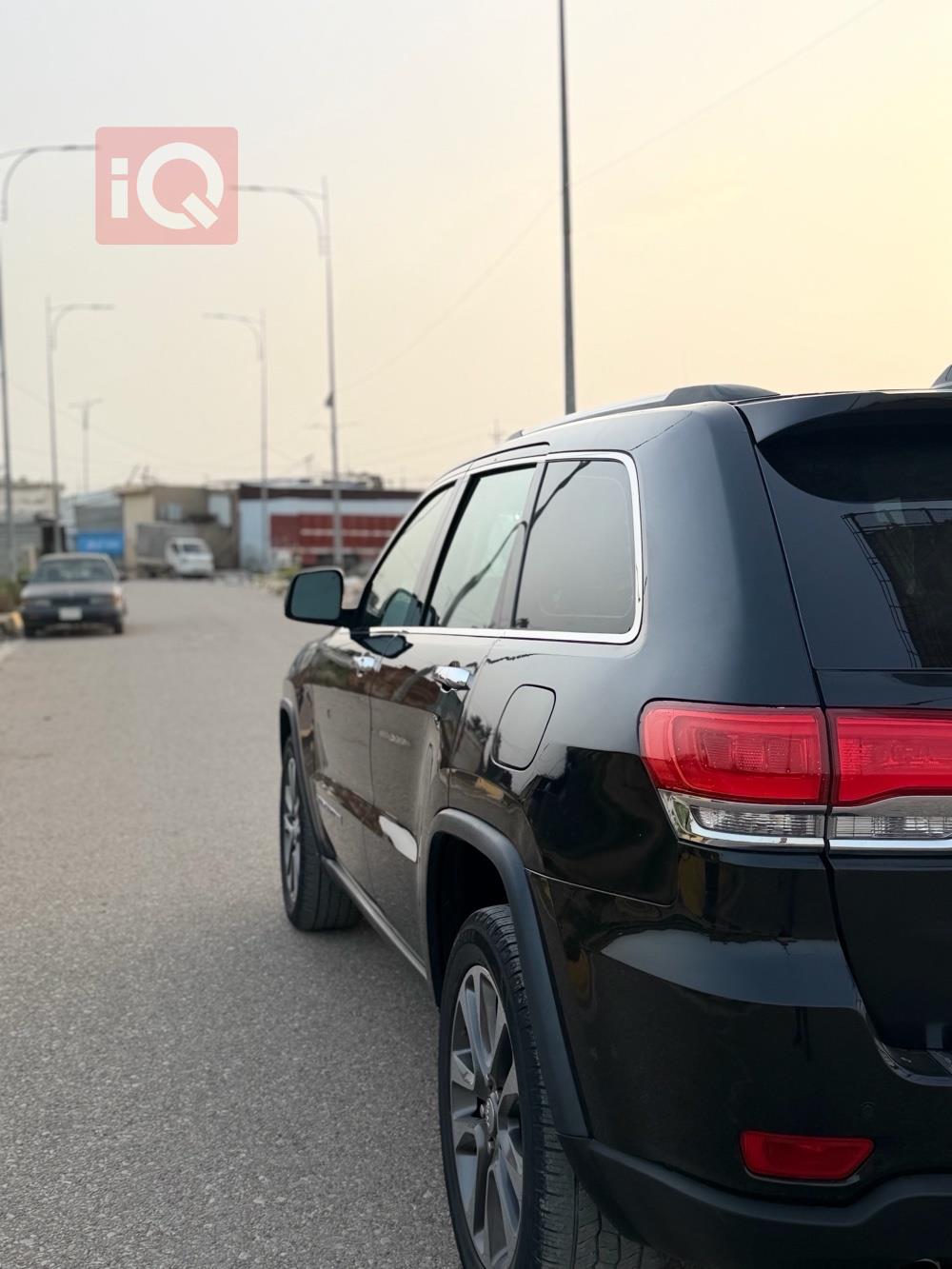 جيب جراند شيروكي